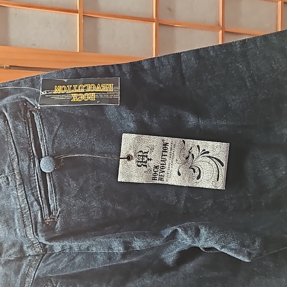 Rock Revolution Darling Jeans NWT Size 27 - Picture 4 of 4